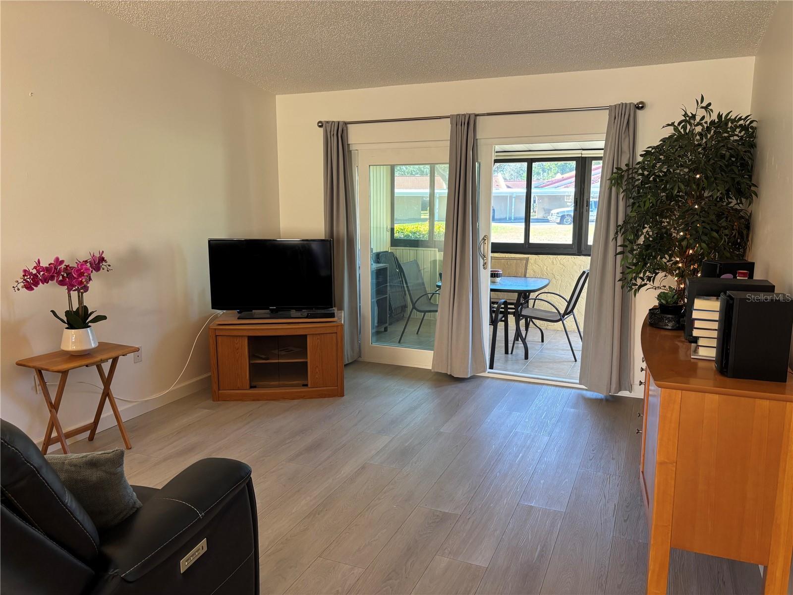 MEADOWCROFT NORTH - Residential