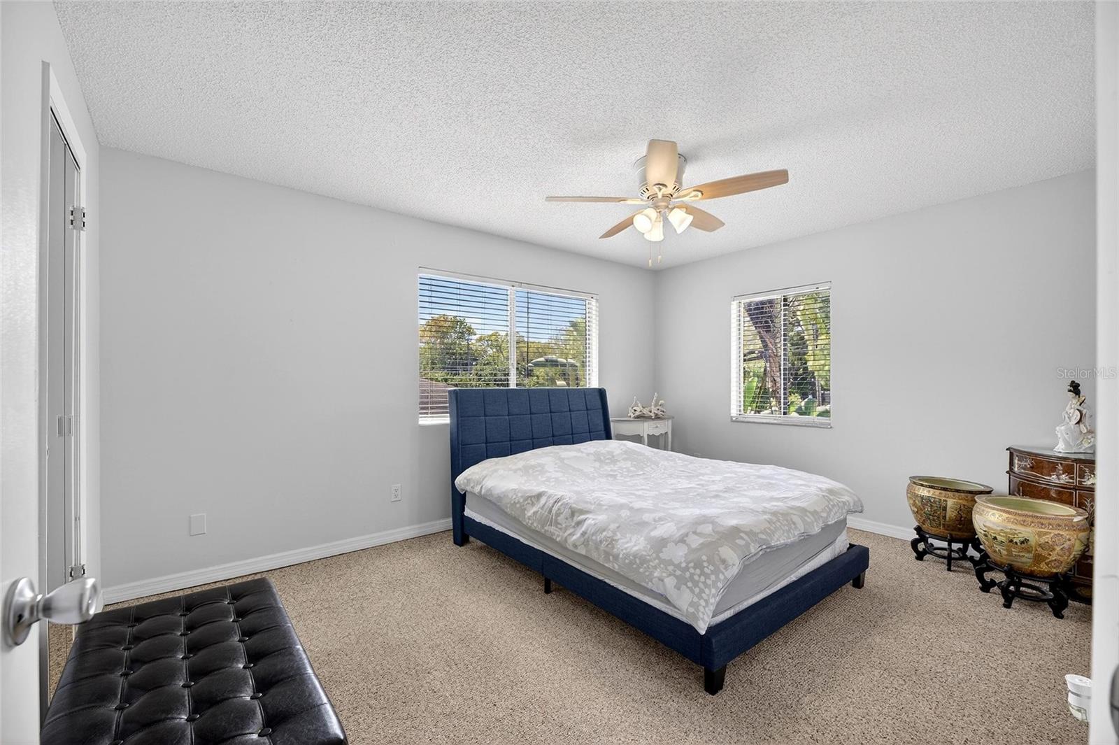 EASTWOOD SHORES - Residential