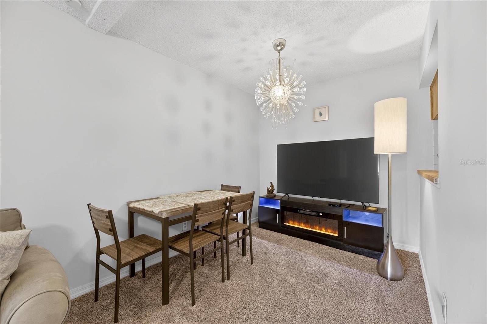 EASTWOOD SHORES - Residential