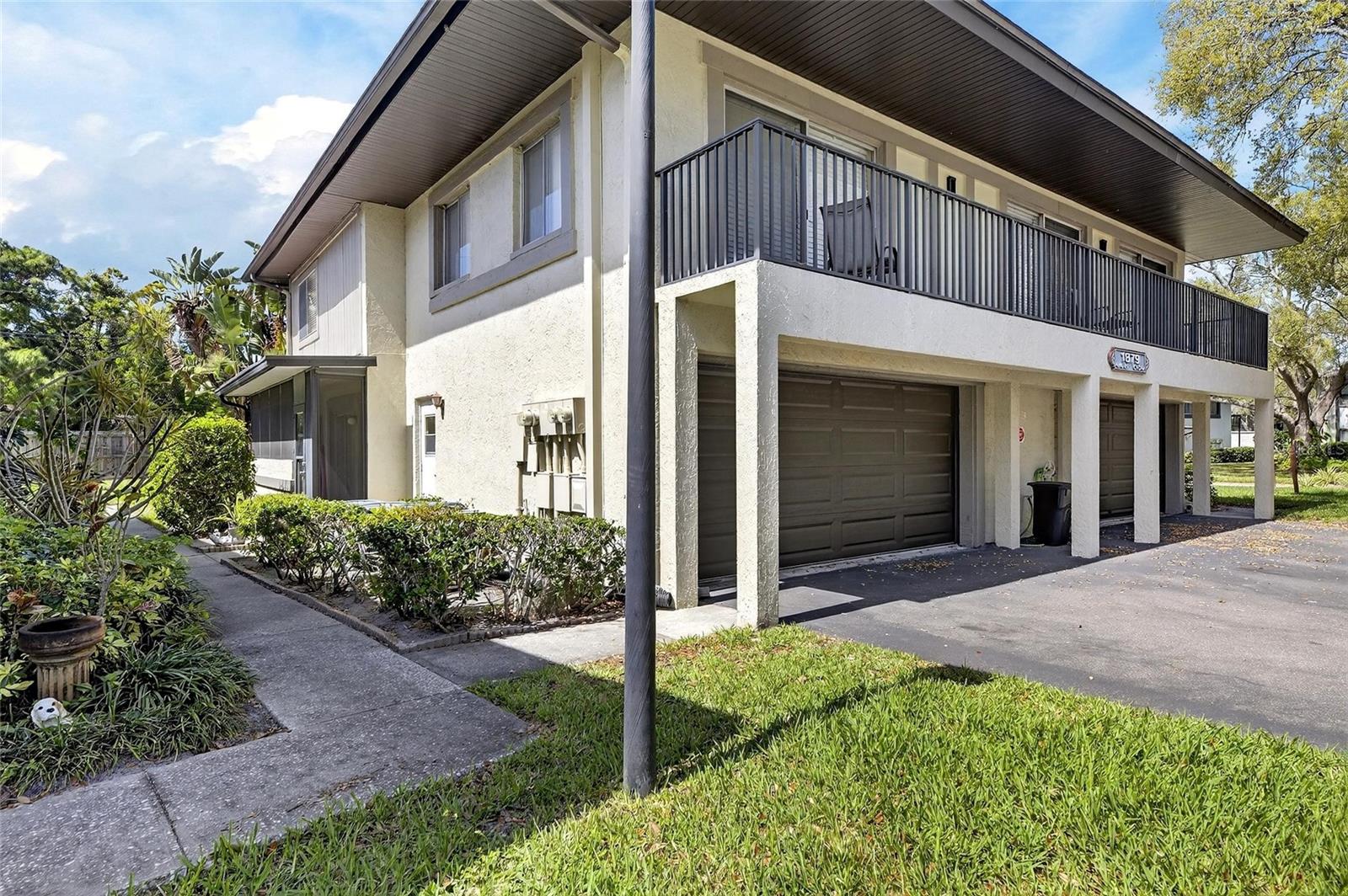 EASTWOOD SHORES - Residential