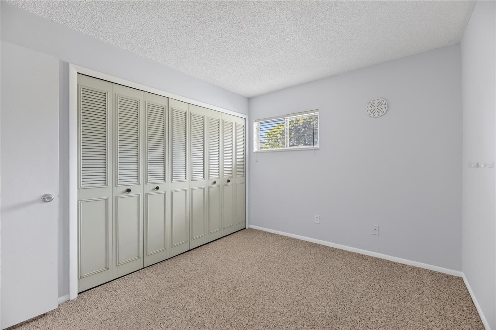 EASTWOOD SHORES - Residential