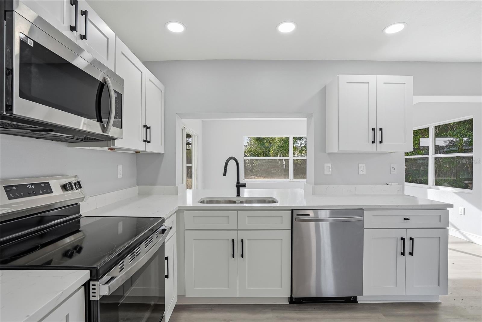 SPRING HILL UNIT 8 - Residential