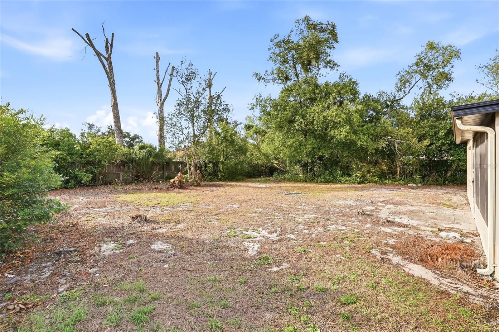 SPRING HILL UNIT 8 - Residential