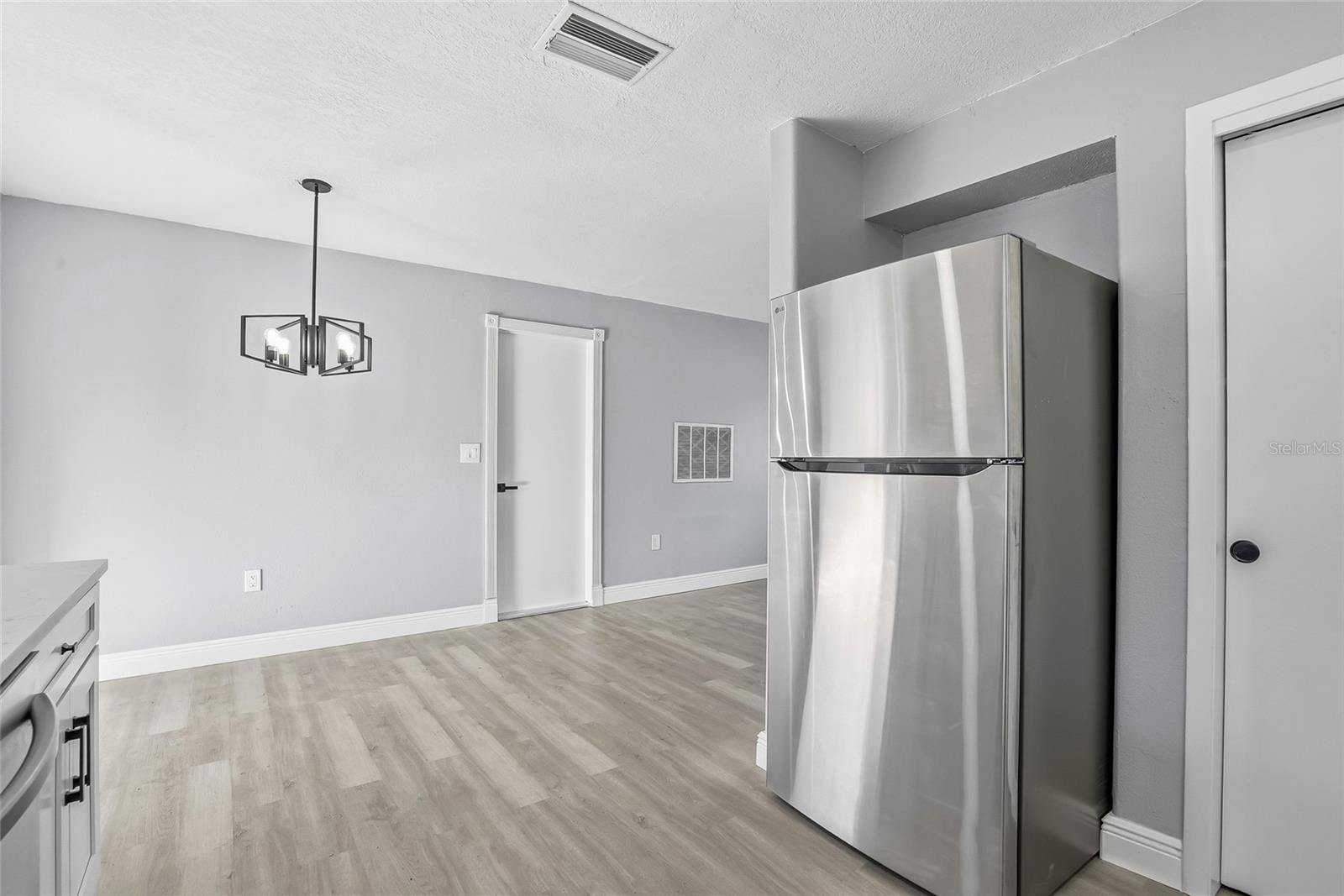 SPRING HILL UNIT 8 - Residential