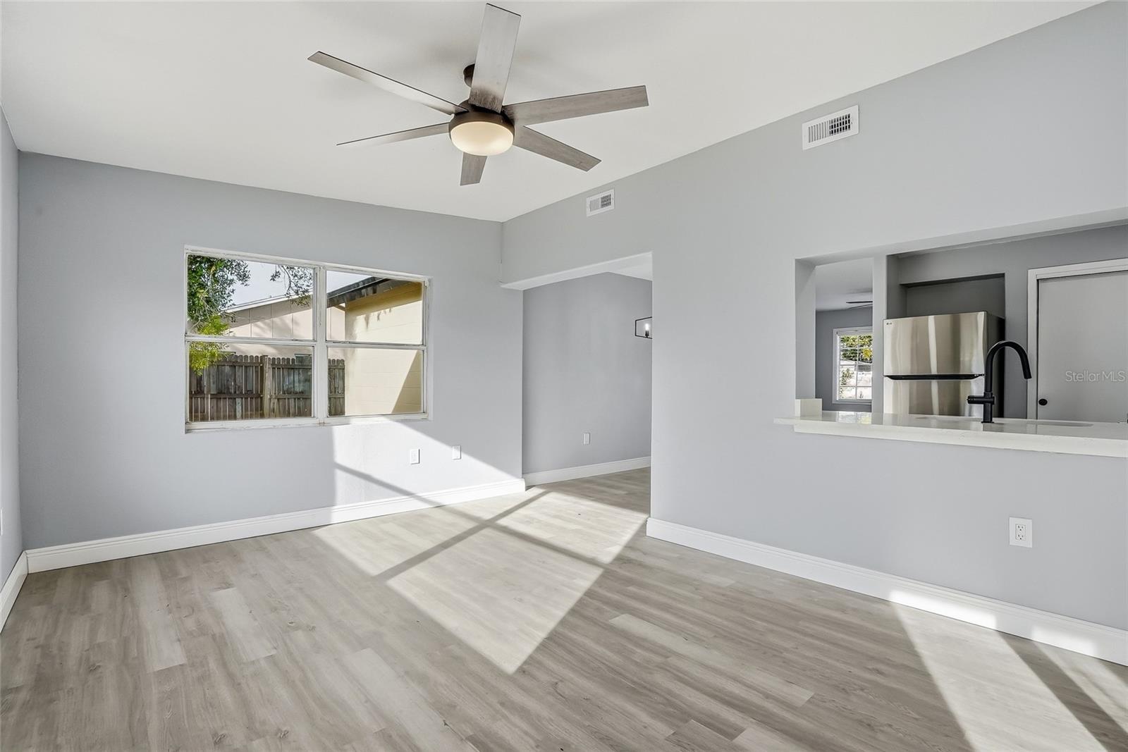 SPRING HILL UNIT 8 - Residential