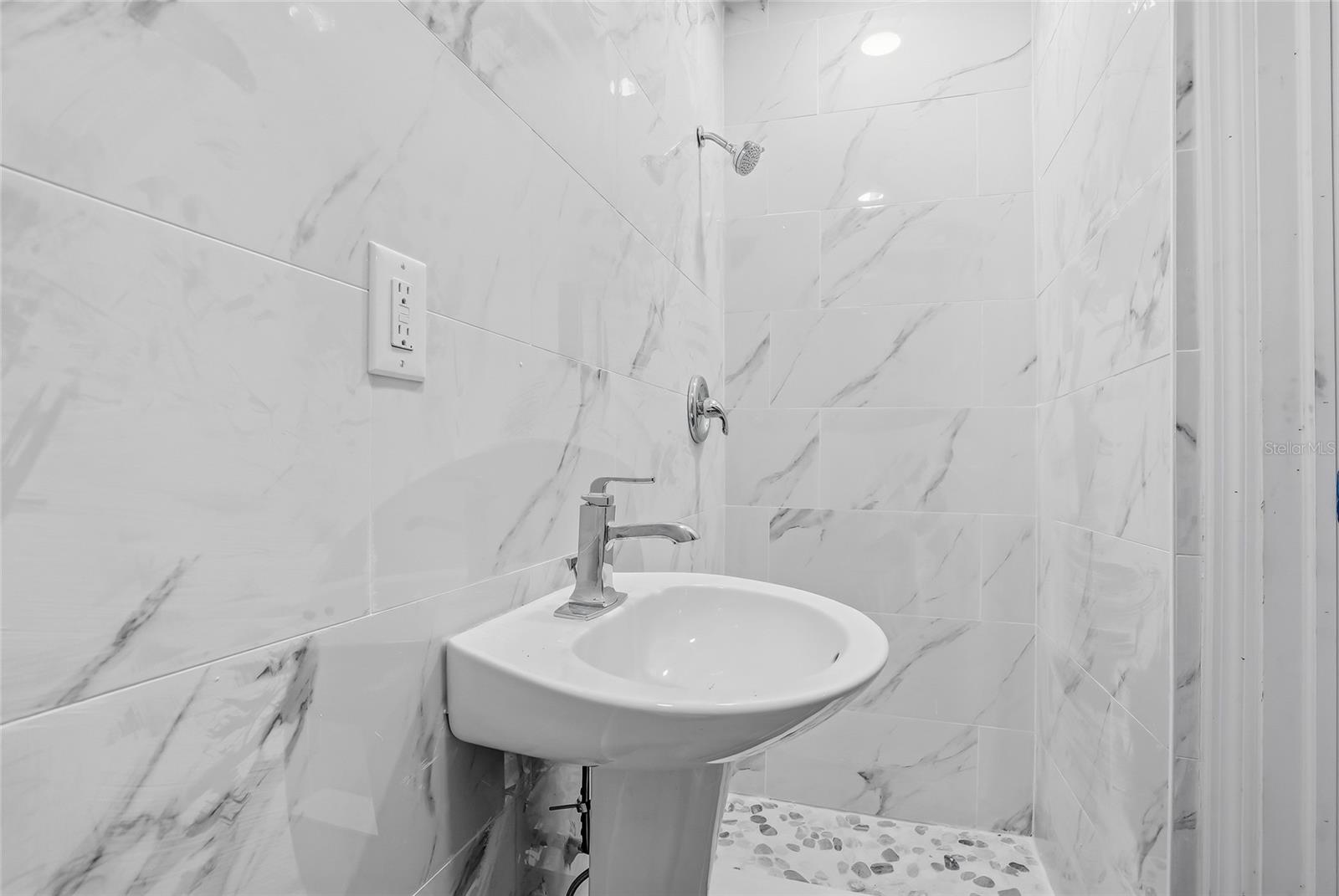 SPRING HILL UNIT 8 - Residential