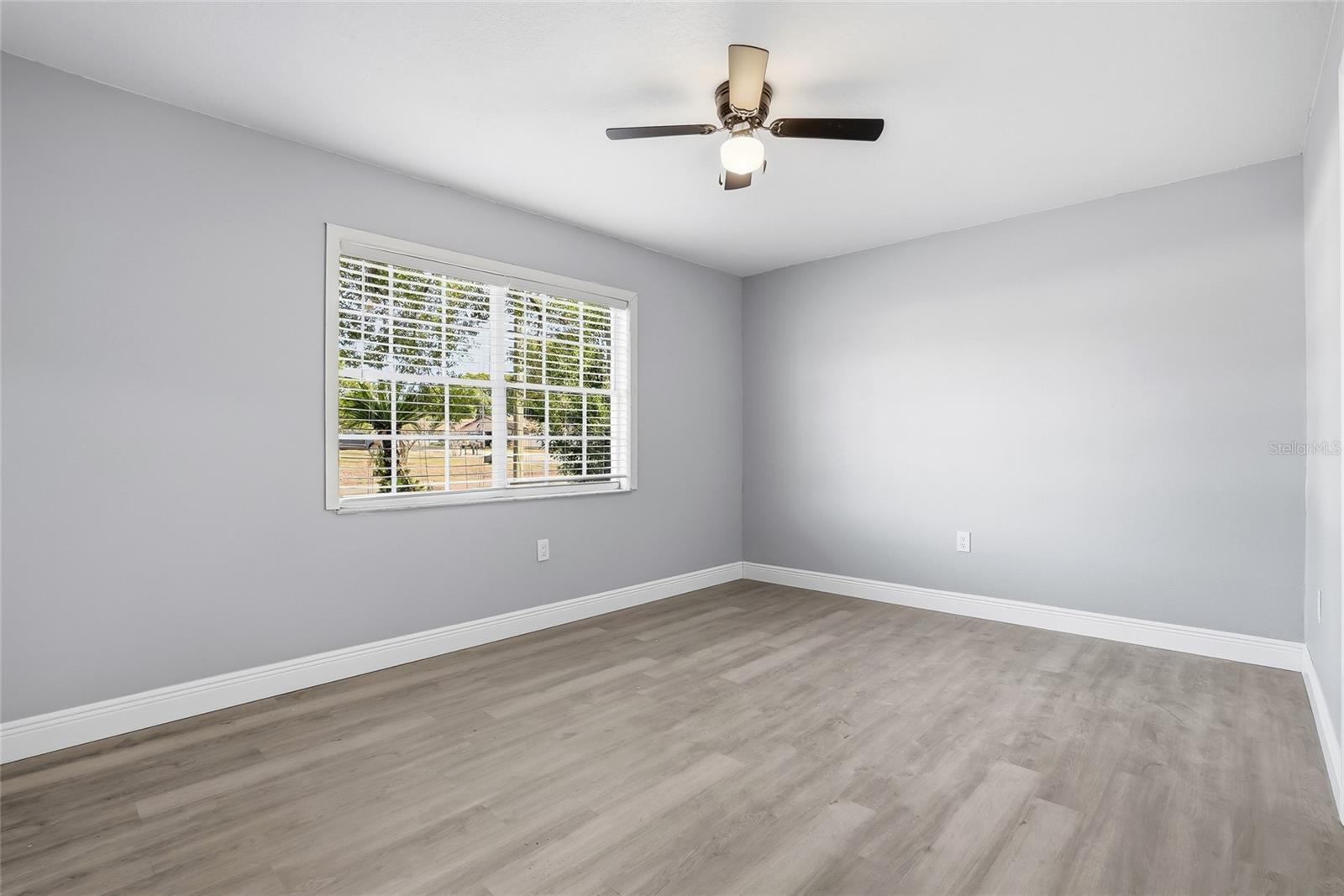 SPRING HILL UNIT 8 - Residential