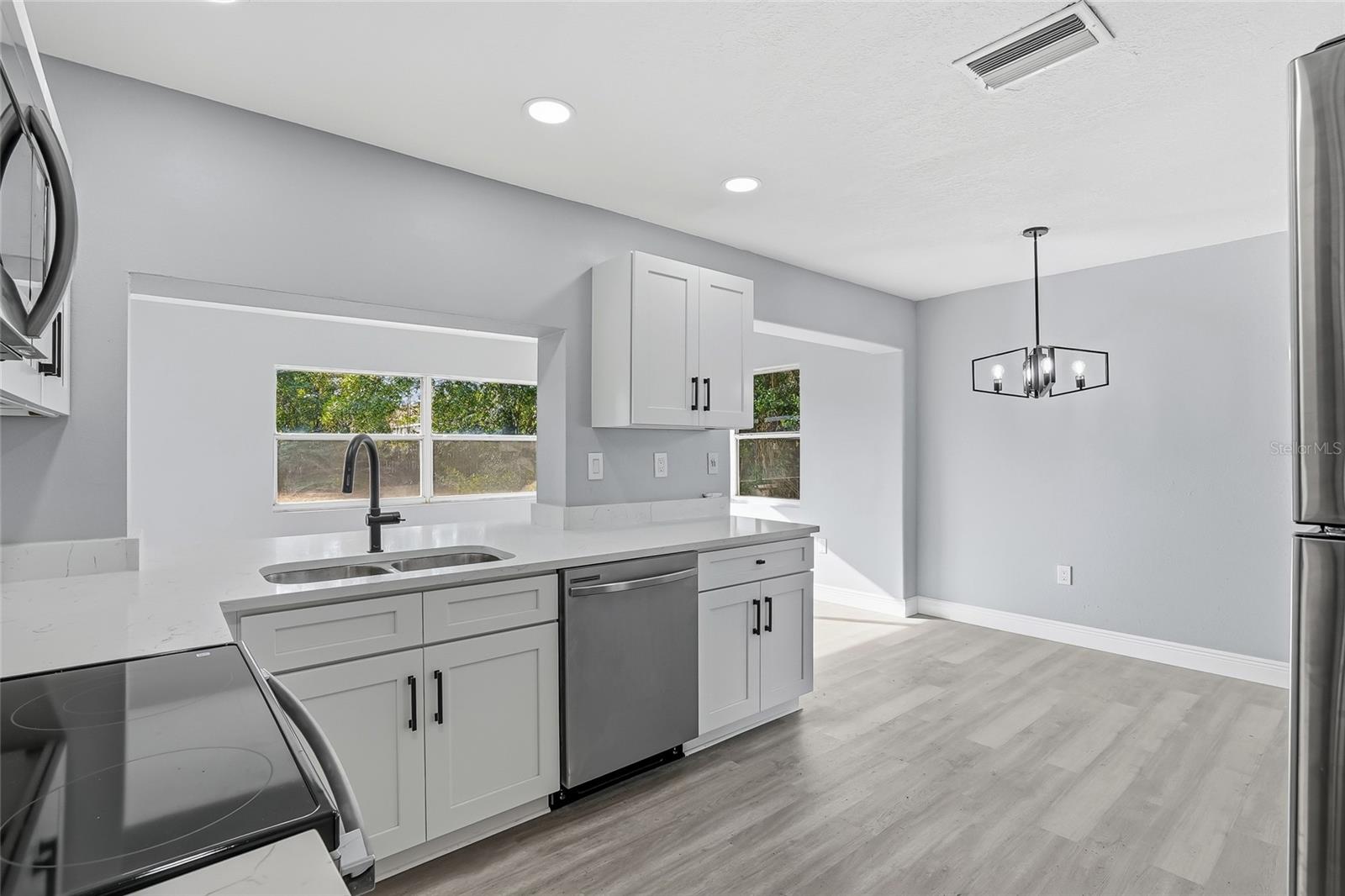 SPRING HILL UNIT 8 - Residential