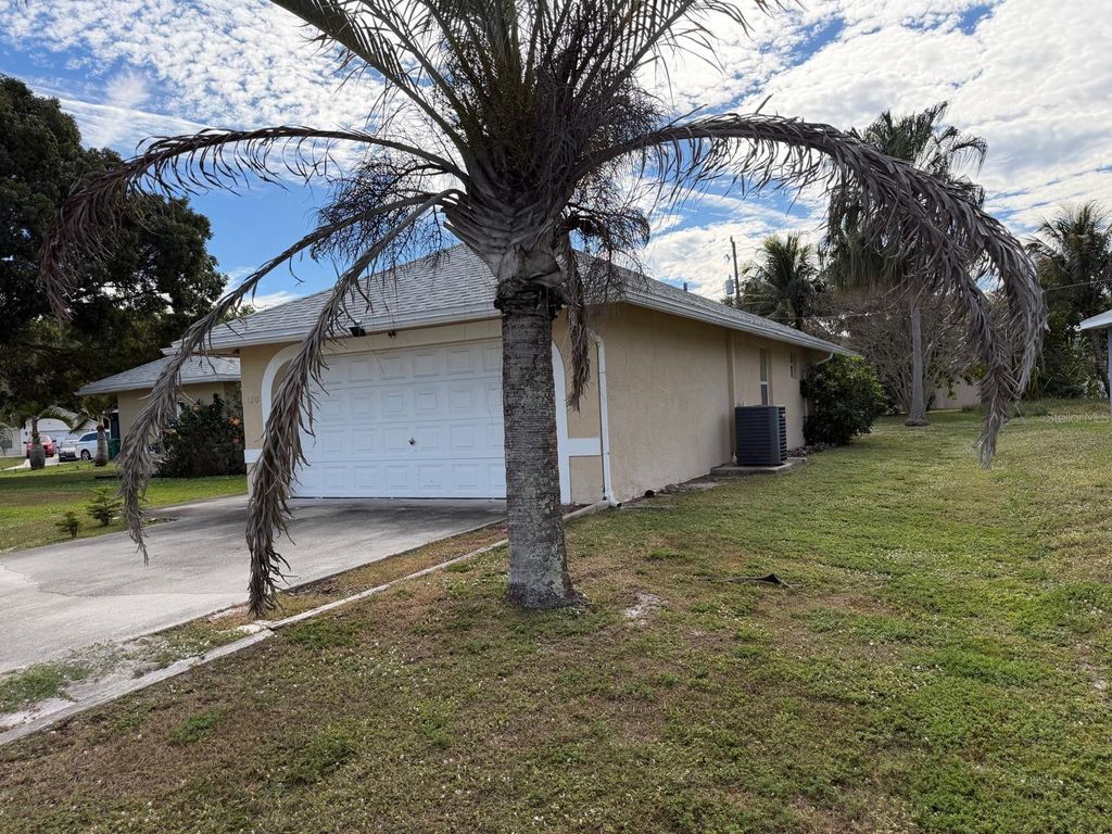 Photo of 120 SW Bedford Road, Port Saint Lucie, FL 34953 (MLS # TB8463161)