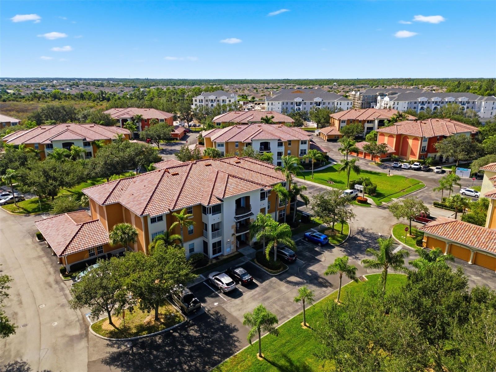 ISLES/PORTO VISTA CONDO 12 - Residential