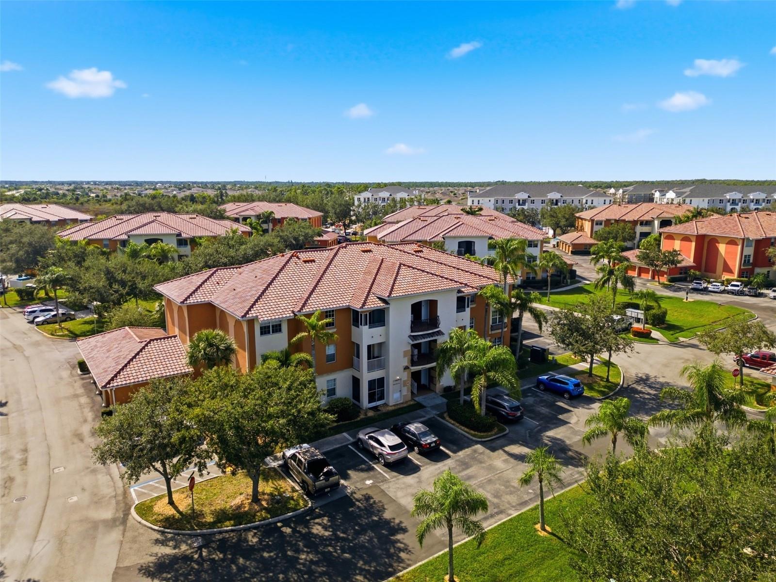 ISLES/PORTO VISTA CONDO 12 - Residential