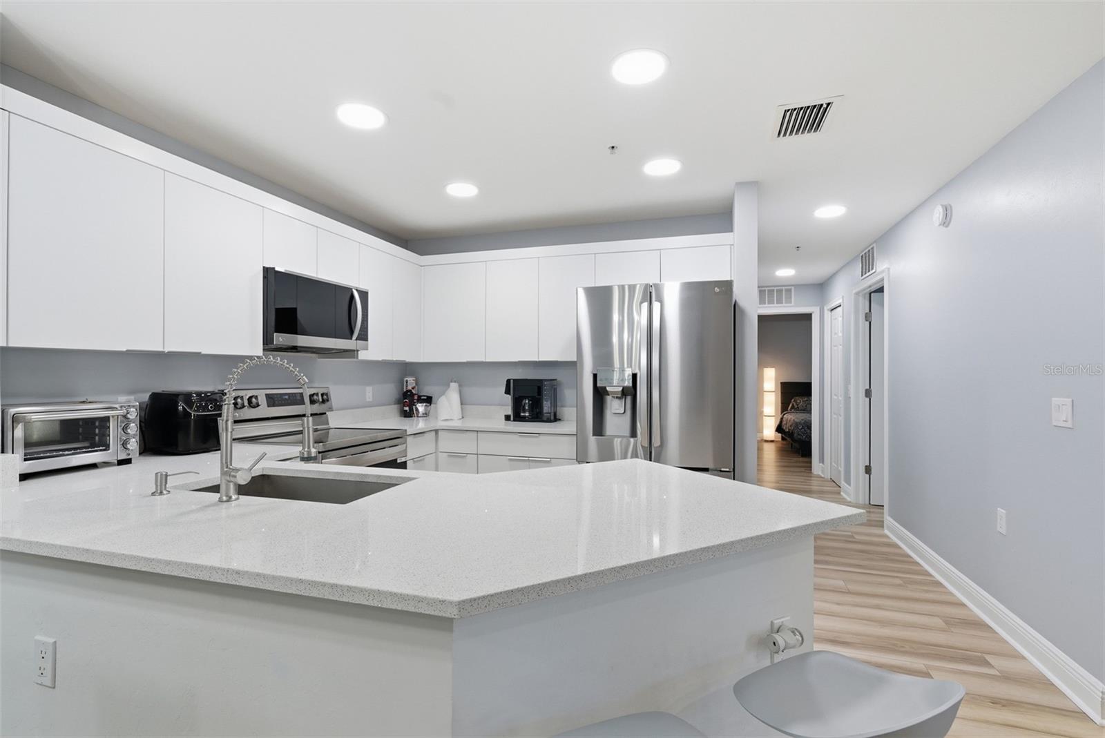 ISLES/PORTO VISTA CONDO 12 - Residential