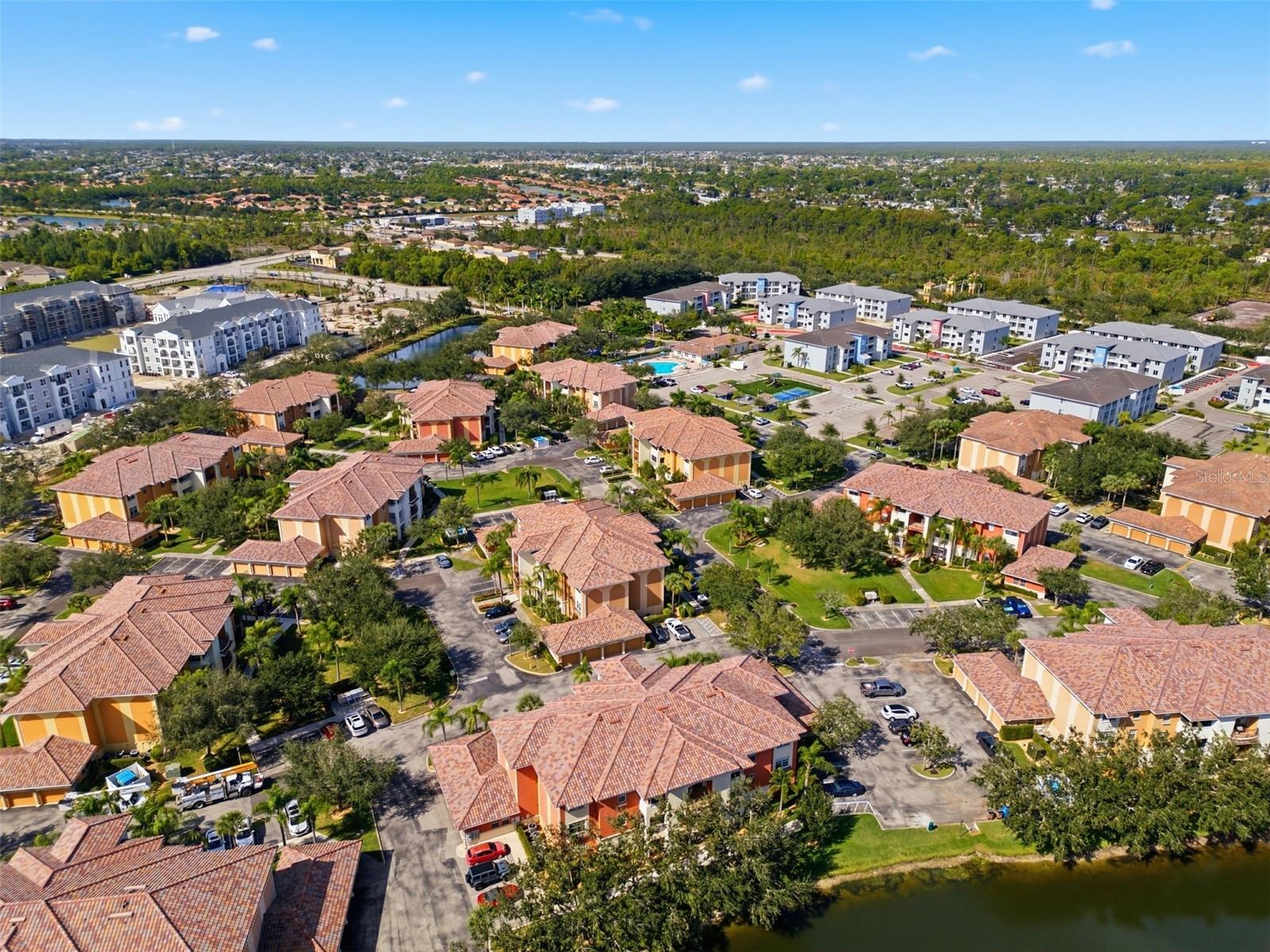 ISLES/PORTO VISTA CONDO 12 - Residential