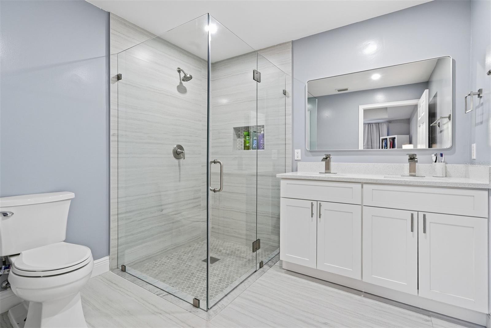 ISLES/PORTO VISTA CONDO 12 - Residential