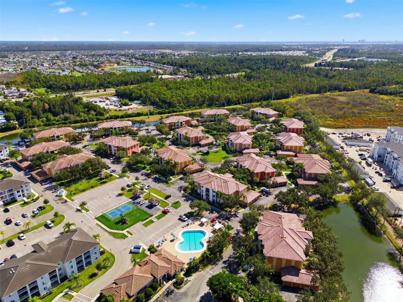 ISLES/PORTO VISTA CONDO 12 - Residential