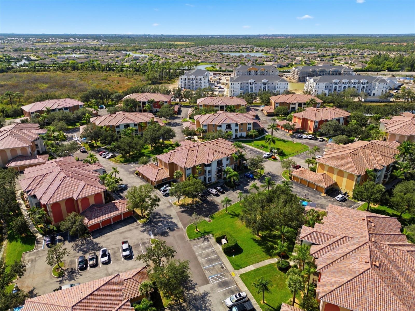 ISLES/PORTO VISTA CONDO 12 - Residential