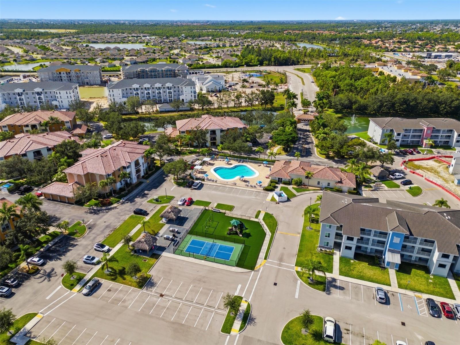 ISLES/PORTO VISTA CONDO 12 - Residential