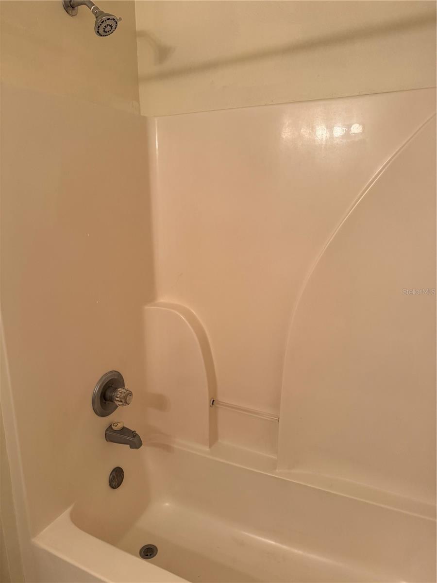 SILVER SPGS SHORES 07 - Residential Lease