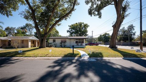 Photo of 1603 Skinner Street, Lakeland, FL 33801 (MLS # L4957026)