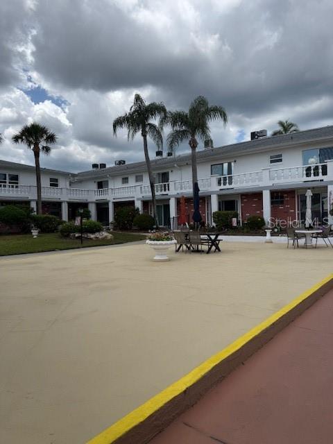 IMPERIAL EMBASSY CONDO - Residential