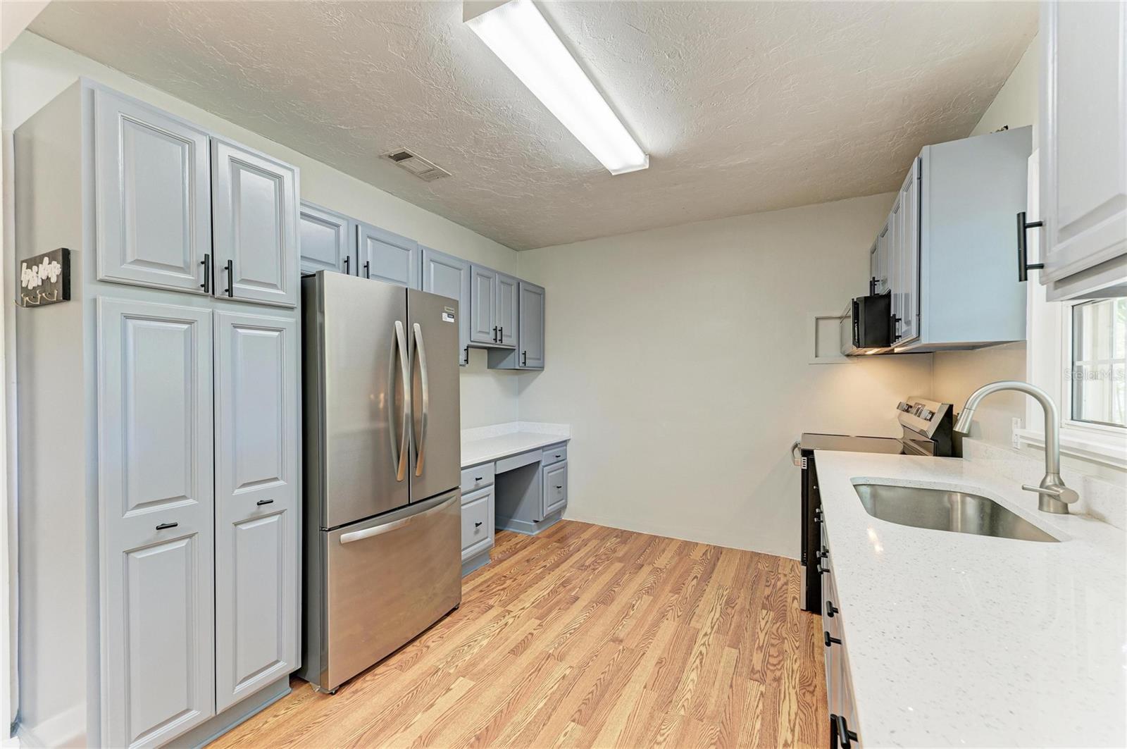 AVION OF - Residential