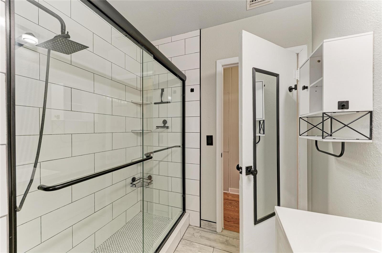 AVION OF - Residential