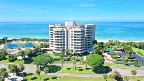 A home in LONGBOAT KEY