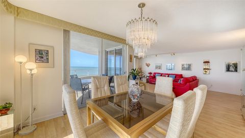 A home in LONGBOAT KEY