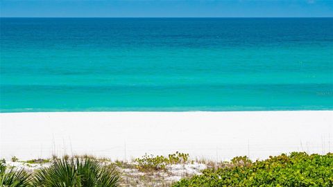 A home in LONGBOAT KEY