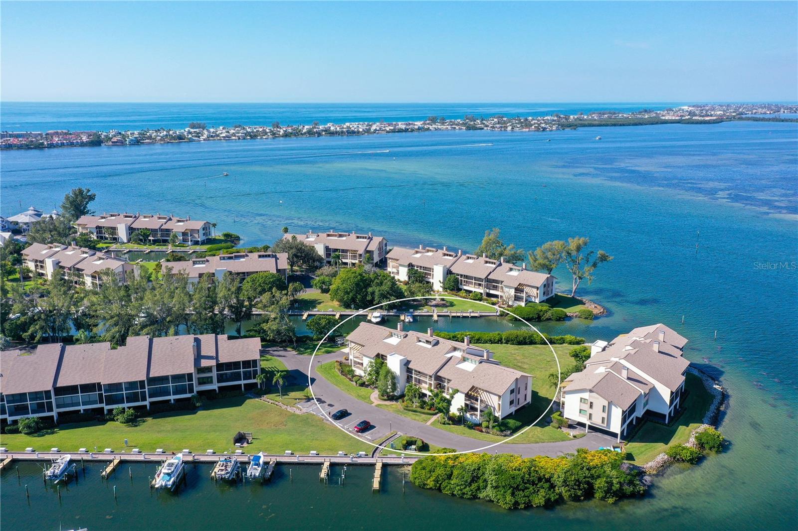MARINERS COVE III - Residential
