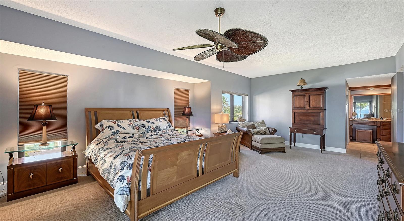 MARINERS COVE III - Residential