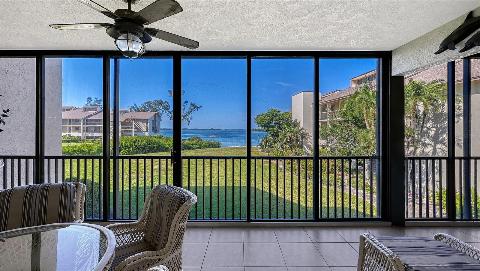 MARINERS COVE III - Residential