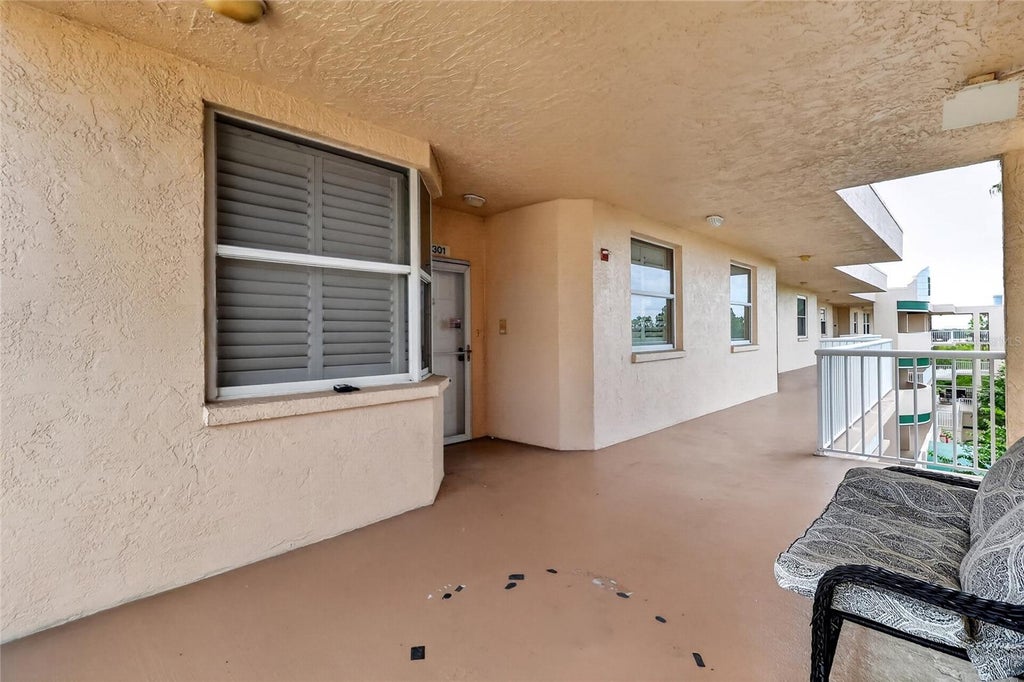 Photo of 6251 Shoreline Drive #2301, Seminole, FL 33708 (MLS # TB8543761)