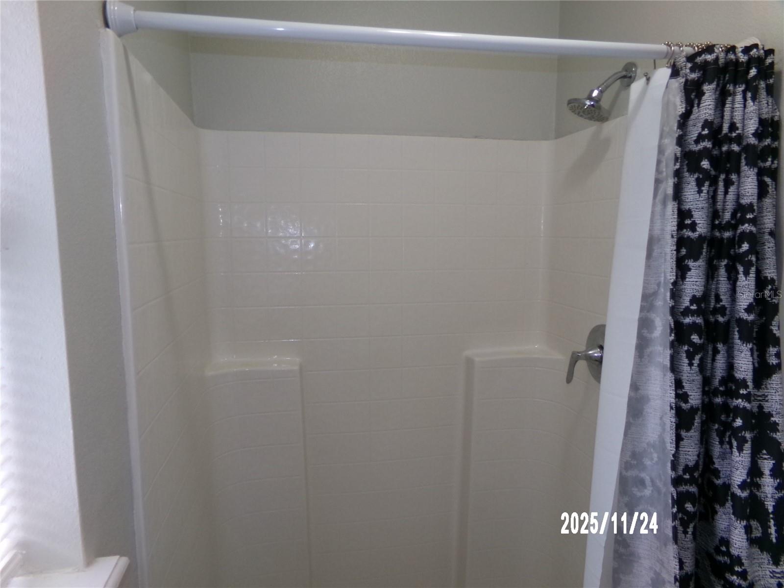 MARSH HAMMOCK PH 01 LT 01 ORB 2176 PG 39 - Residential Lease