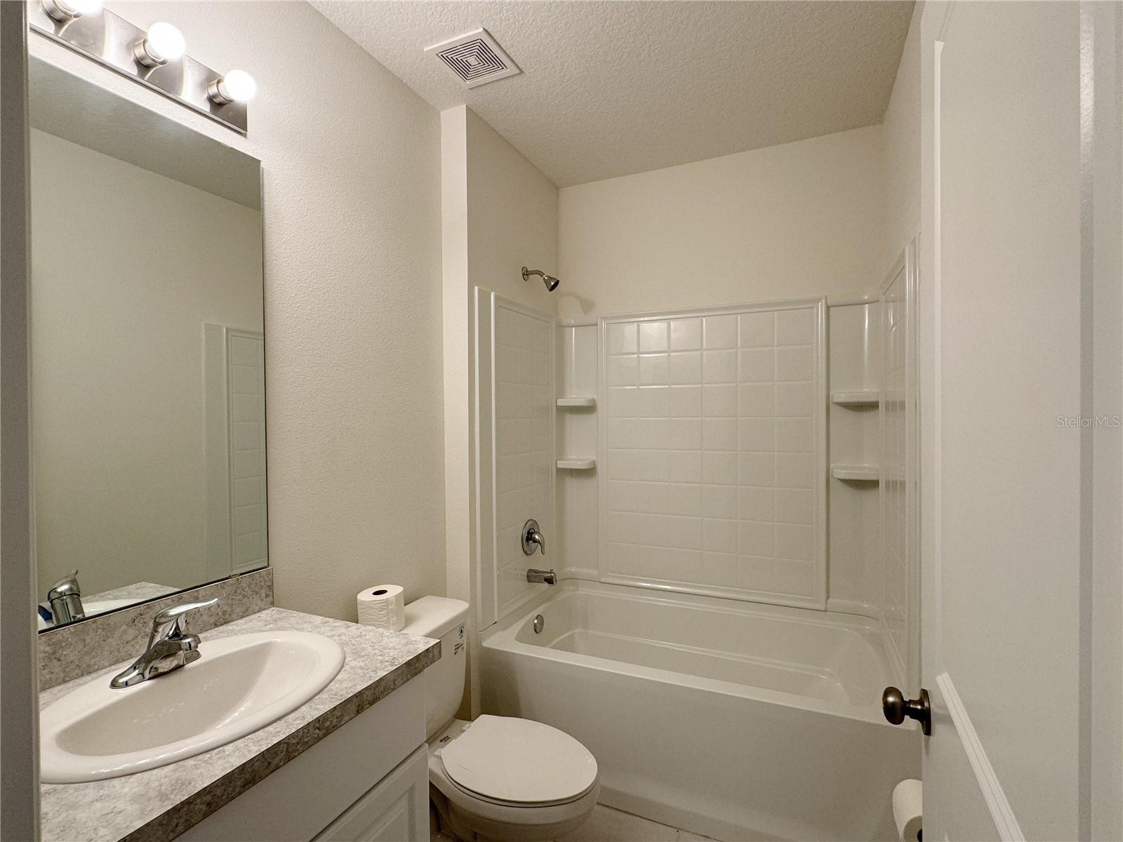 EAGLE POINTE PH III SUB - Residential