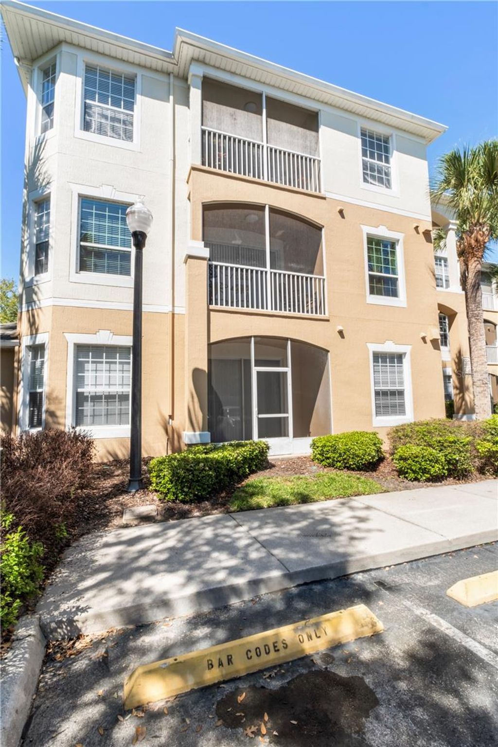 Photo of 3224 Dante Drive #101, Orlando, FL 32835 (MLS # O6397089)