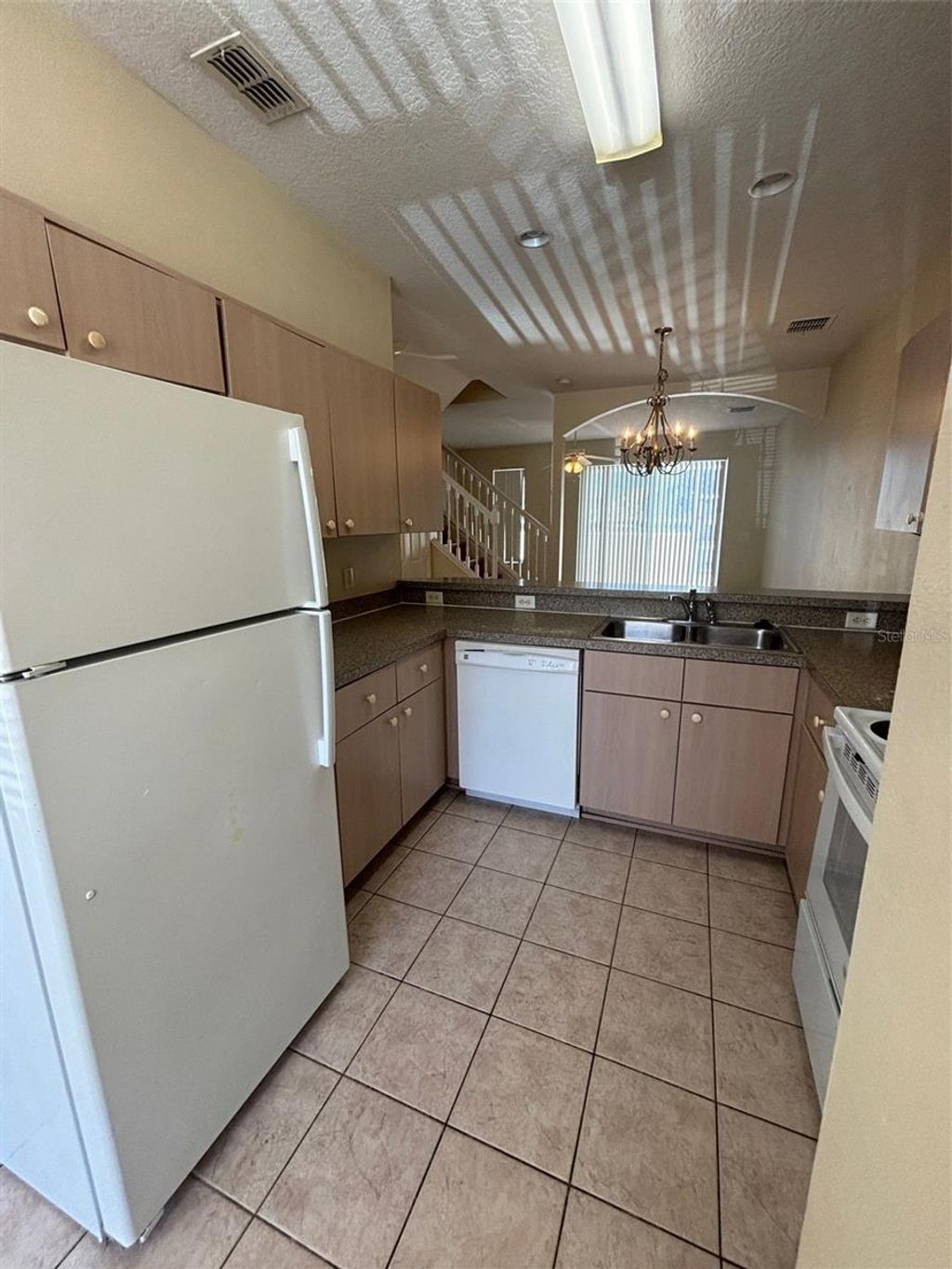 Photo of 1237 S Beach Circle, Kissimmee, FL 34746 (MLS # O6401441)