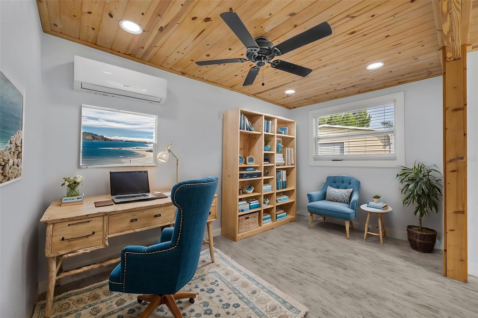 ELLISON HOMES ROYAL - Residential