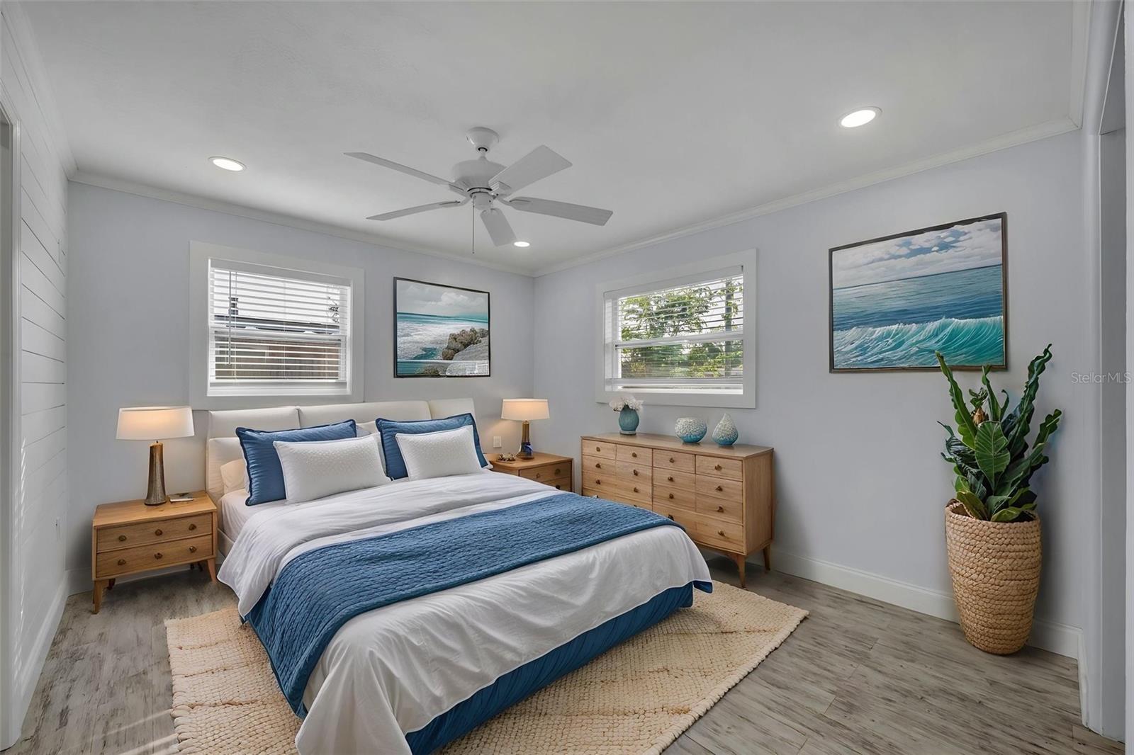 ELLISON HOMES ROYAL - Residential