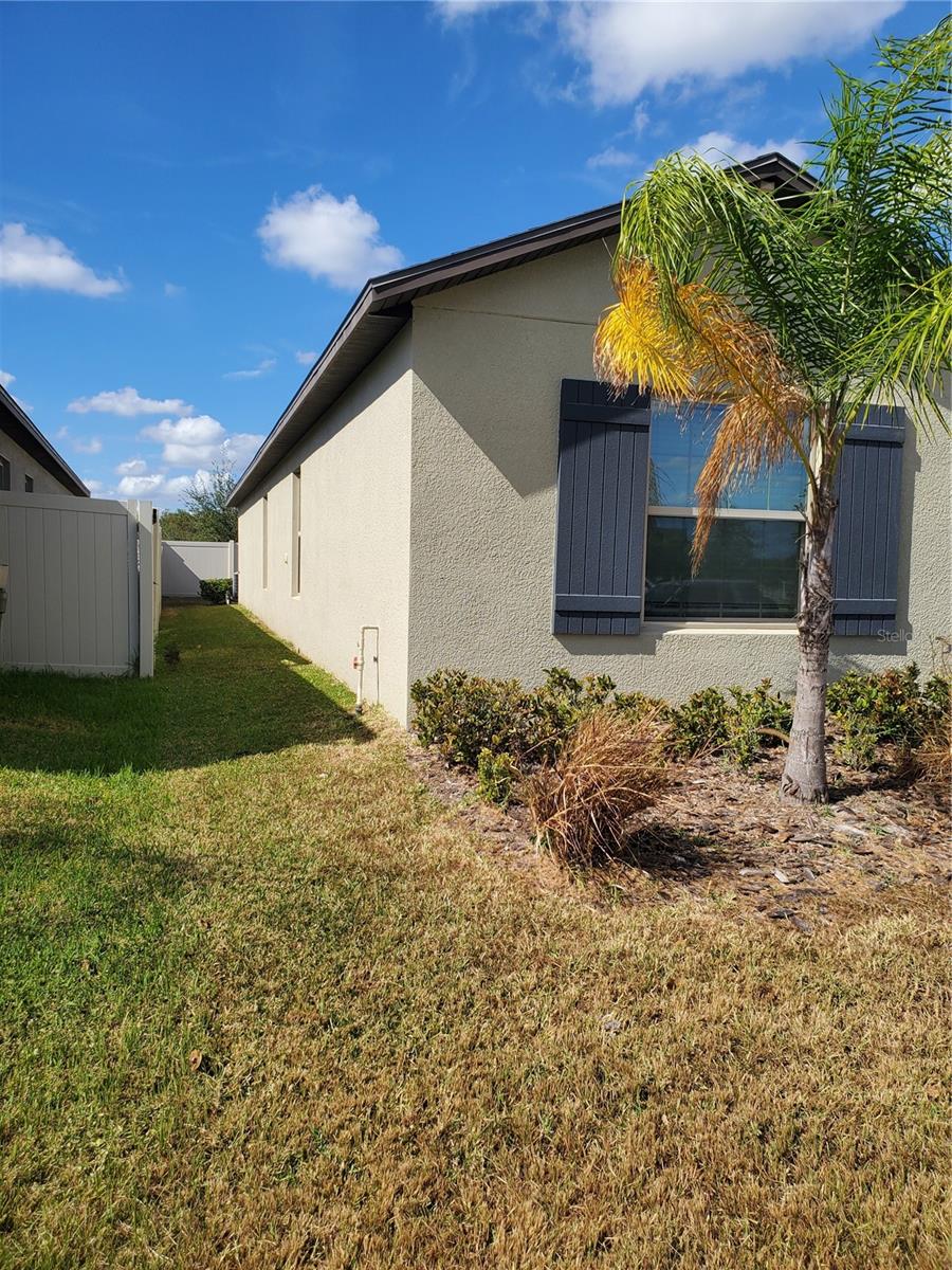 RIVERSTONE PH 1 - Residential Lease