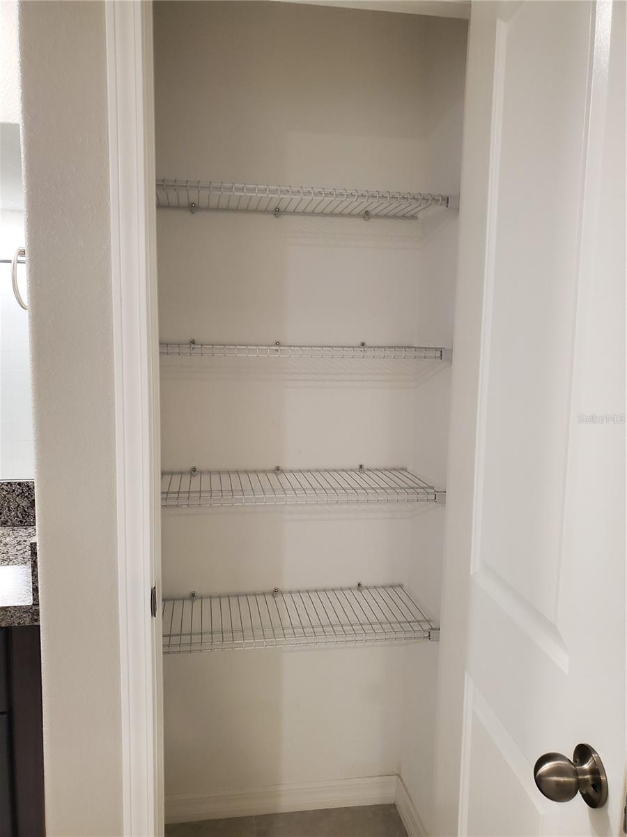 RIVERSTONE PH 1 - Residential Lease