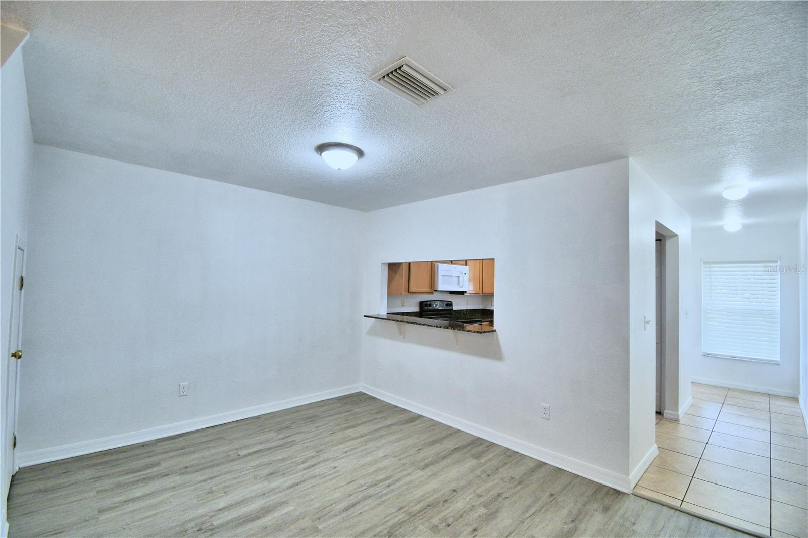 COBBLESTONE LANDING TWNHMS CONDO - Residential