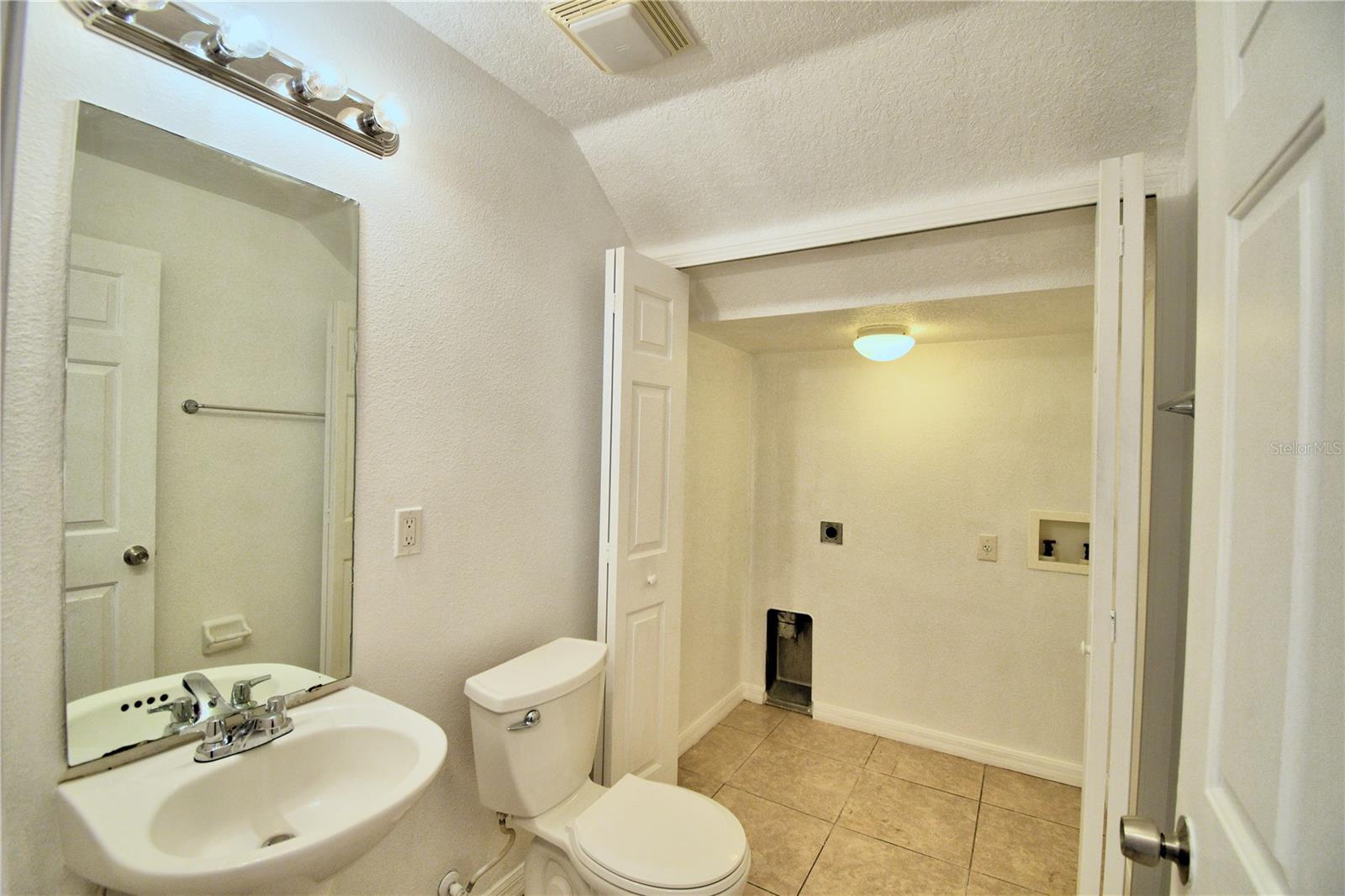 COBBLESTONE LANDING TWNHMS CONDO - Residential