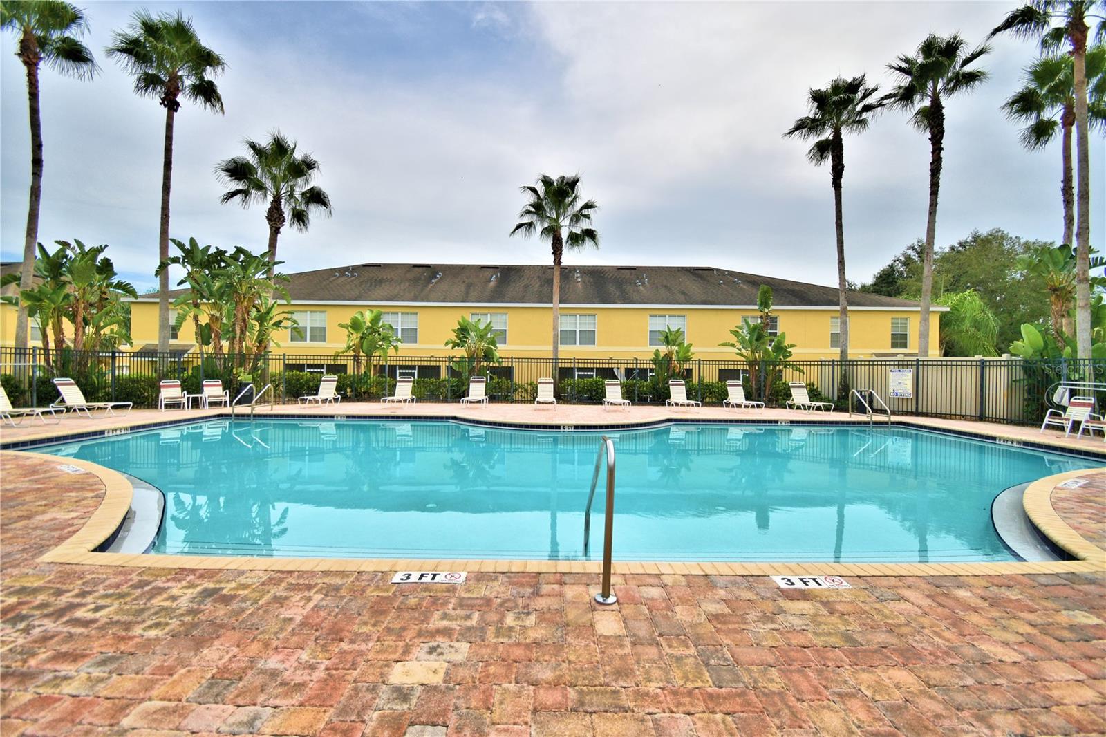 COBBLESTONE LANDING TWNHMS CONDO - Residential