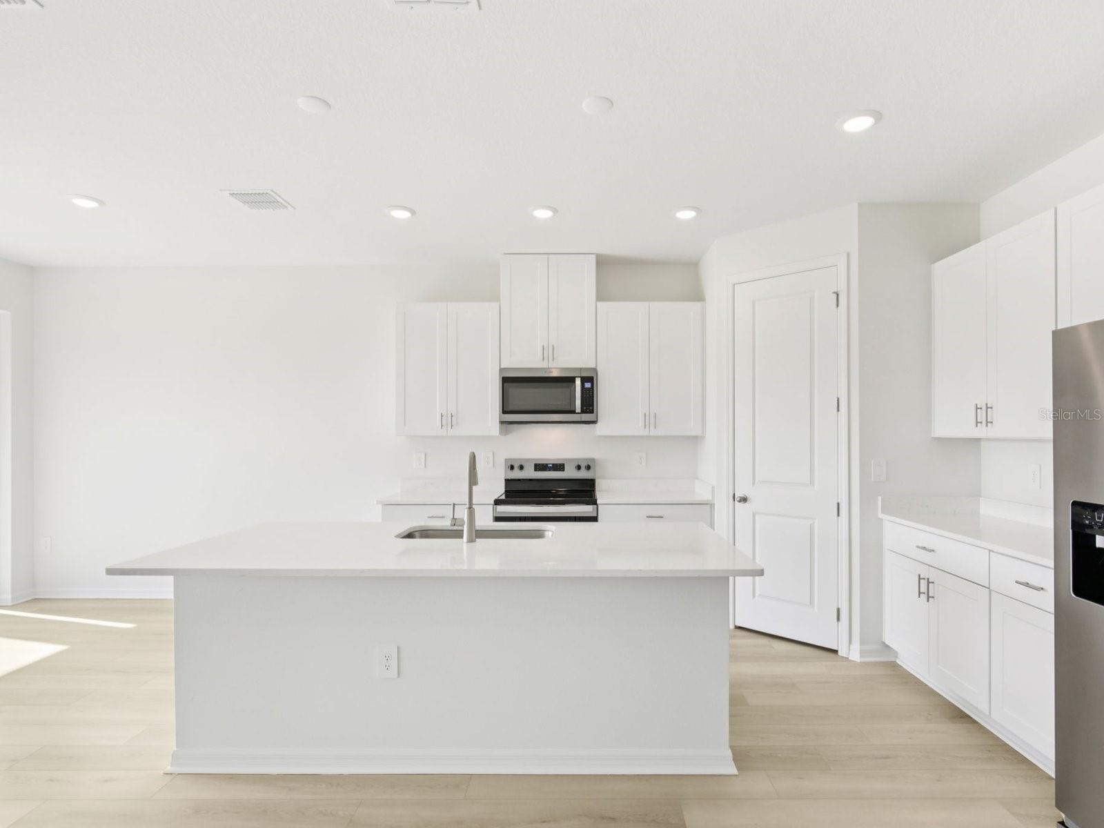 13315 SHELLMORE AVENUE