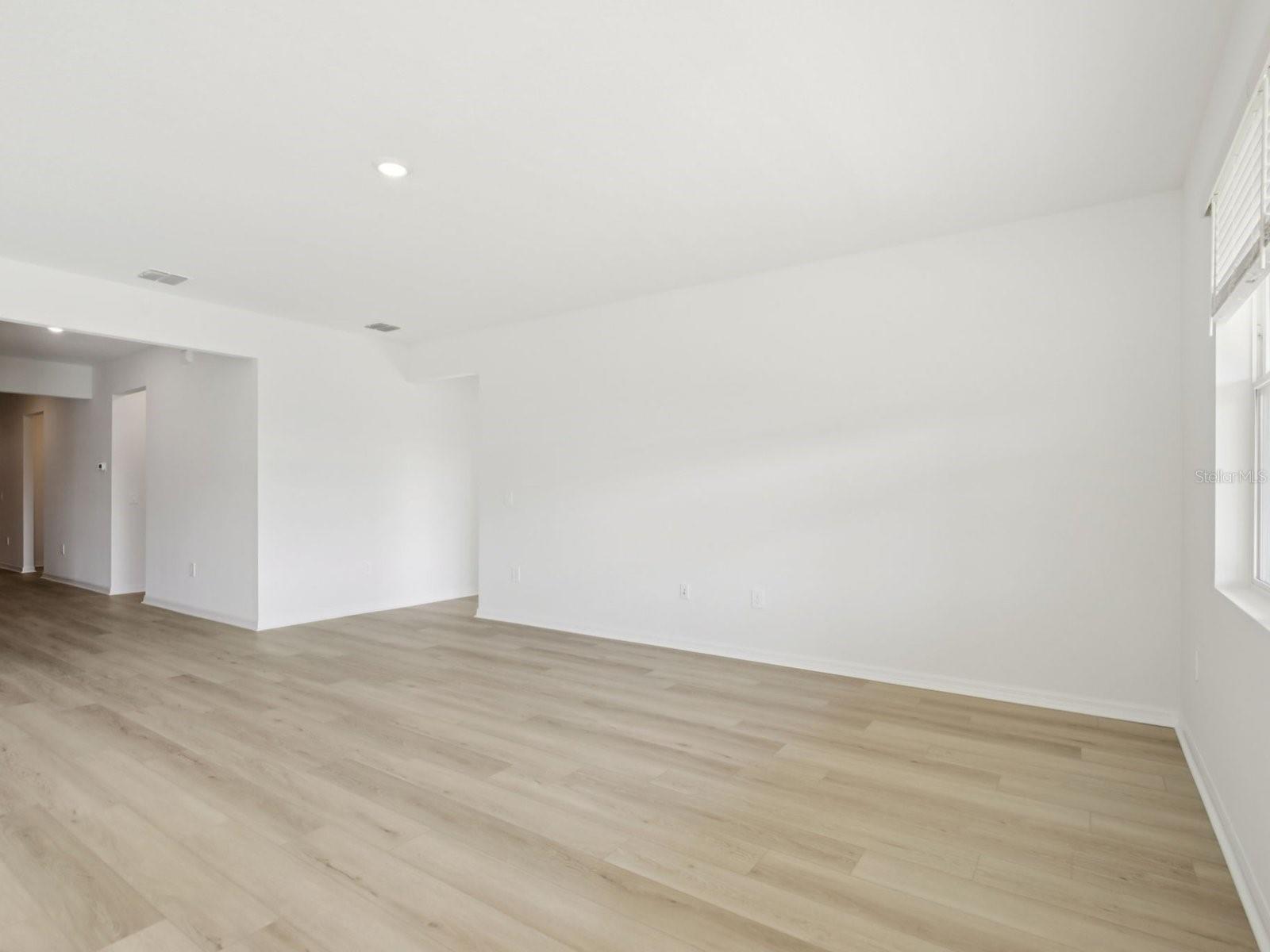 13315 SHELLMORE AVENUE