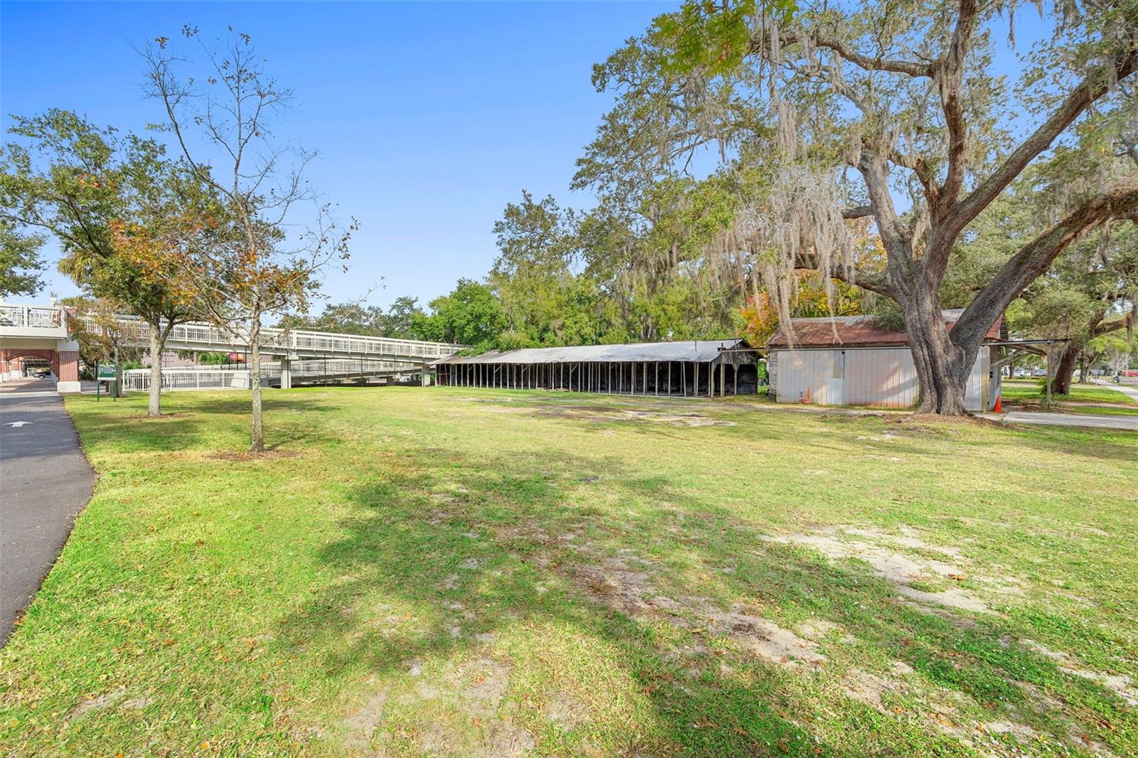 APOPKA TOWN OF (CHAMPNEY PORTION) - Land