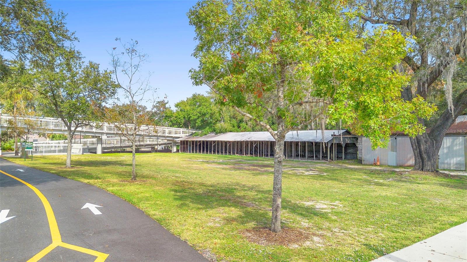 APOPKA TOWN OF (CHAMPNEY PORTION) - Land