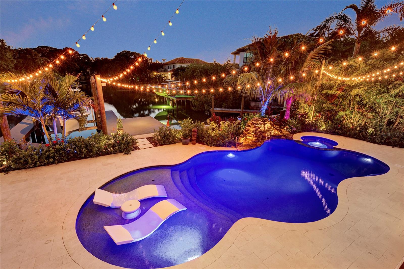 SUNSET PARK - Residential