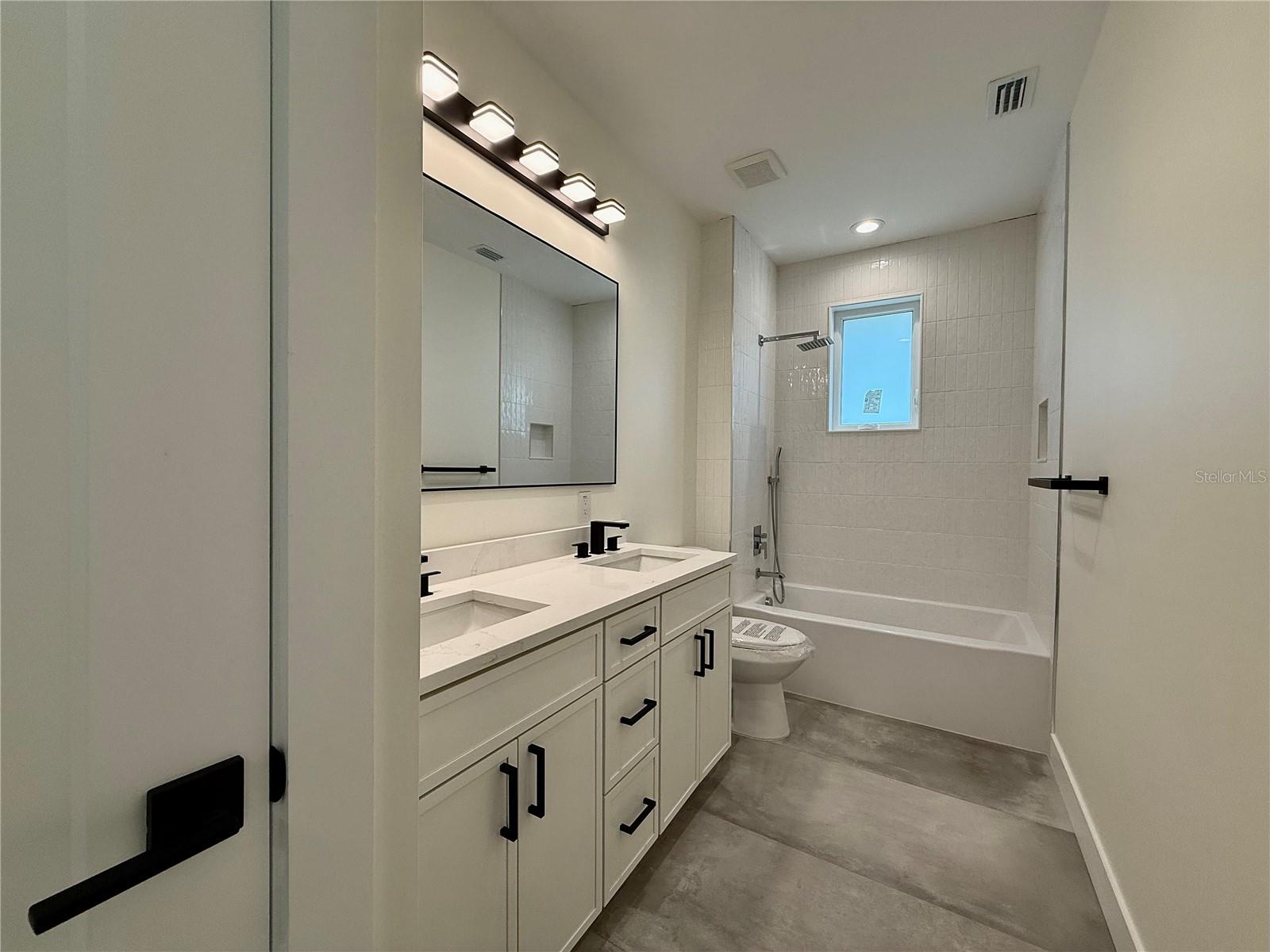 WEST PORT SUB - Residential